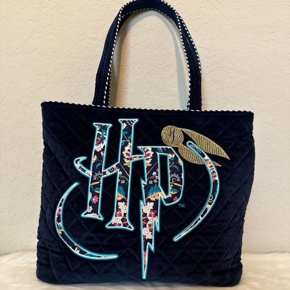 Vera Bradley Handbags - Vera Bradley Harry Potter Home to Hogwarts Tote